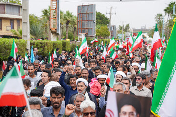 تشییع پیکر مطهر دریابان شهید «علیرضا تنگسیری» - بندرعباس