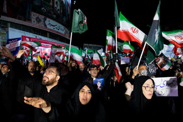 یک ایران هم نوا سرود ملی سردادند