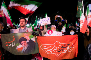 یک ایران هم نوا سرود ملی سردادند