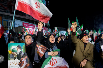 یک ایران هم نوا سرود ملی سردادند