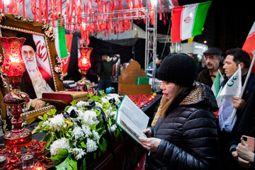 یک ایران هم نوا سرود ملی سردادند