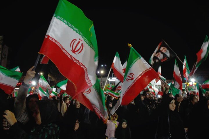 آهنگ خوش وطن‌خواهی و رجزخوانی برای دشمنان در دیار فاتحان اروند