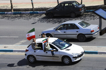 کاروان خودرویی «ایران ۴۵» در کرمان