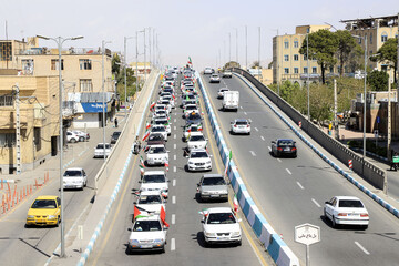 کاروان خودرویی «ایران ۴۵» در کرمان