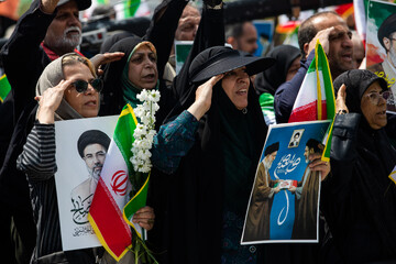 بزرگداشت روز جمهوری اسلامی