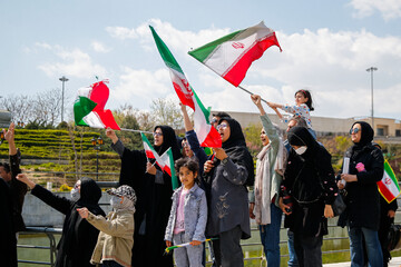 بزرگداشت روز جمهوری اسلامی