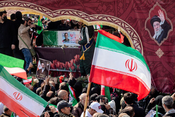 تشییع پیکر دریابان شهید «علیرضا تنگسیری» و جمعی از شهدای والامقام