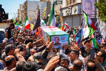 پیکر شهید تنگسیری ۱۳ فروردین در بندر امام خمینی (ره) تشییع می‌شود
