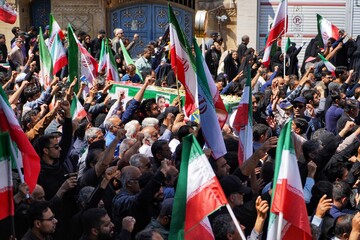تشییع پیکر دریابان شهید «علیرضا تنگسیری» و دو شهید والامقام دیگر