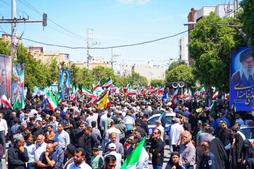 تشییع پیکر دریابان شهید «علیرضا تنگسیری» و دو شهید والامقام دیگر