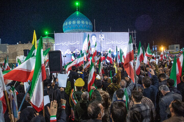 وداع با پیکر مطهر سرلشکر شهید "عبدالرحیم موسوی" - قم