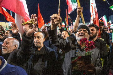 وداع با پیکر مطهر سرلشکر شهید "عبدالرحیم موسوی" - قم