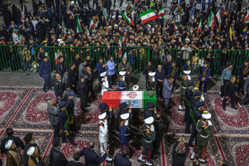 وداع با پیکر مطهر سرلشکر شهید "عبدالرحیم موسوی" - قم