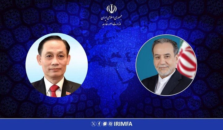 گفتگوی تلفنی وزرای خارجه جمهوری اسلامی ایران و ویتنام
