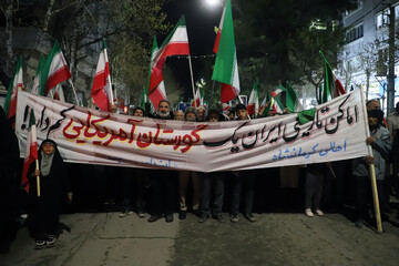 برپایی نماز استغاثه گروهی در تجمع شبانه مردم  -کرمانشاه