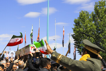 تشییع پیکر مطهر ۲ شهید جنگ رمضان - کرمان