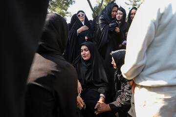مراسم خاکسپاری شهید داوود عمرانی در بهشت رضا مشهد