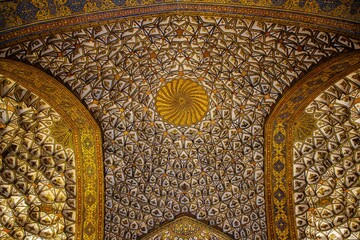 خسارات ناشی از تجاوز هوایی آمریکایی صهیونی به تالار اشرف اصفهان