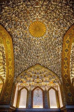 خسارات ناشی از تجاوز هوایی آمریکایی صهیونی به تالار اشرف اصفهان