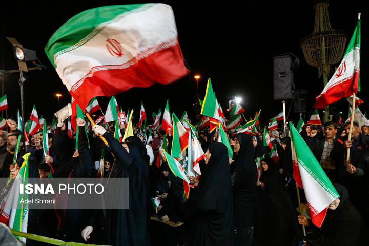 خیابان‌های اصفهان عرصه بی‌نظیر وحدت ایرانیان
