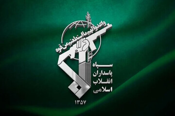 سپاه: پرنده دشمن امریکایی که دنبال خلبان جنگنده ساقط شده بود، منهدم شد