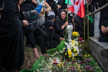 تشییع و خاکسپاری پیکر شهید «علی غلامی» - روستای آلیان فومن