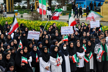 تجمع کادر سلامت در محکومیت حملات غیر انسانی آمریکایی _ صهیونی در مشهد