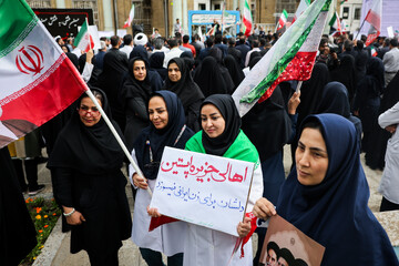 تجمع کادر سلامت در محکومیت حملات غیر انسانی آمریکایی _ صهیونی در مشهد