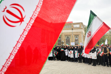 تجمع کادر سلامت در محکومیت حملات غیر انسانی آمریکایی _ صهیونی در مشهد