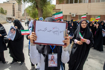 تجمع اعتراضی دانشگاهیان و کادر سلامت دانشگاه علوم پزشکی اهواز
