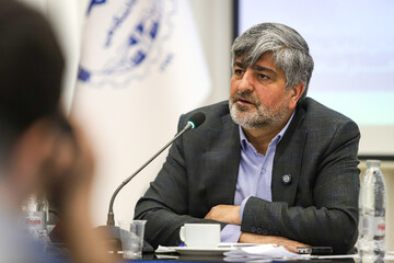 علیرضا حاتمی، رئیس سازمان جهاددانشگاهی خراسان رضوی در نشست اعضای شورای سیاست گذاری و راهبری جهاددانشگاهی خراسان رضوی

