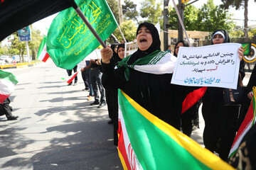 تشکیل زنجیره انسانی «جوانان برای فردای روشن» - شیراز