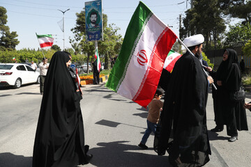 تشکیل زنجیره انسانی «جوانان برای فردای روشن» - شیراز