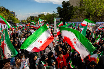 جلودارزاده: ایران قوی پیام‌آور مقاومت جهانی است