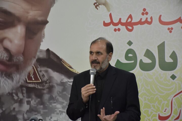 شهید «اسدالله بادفر» الگوی ایمان و فداکاری بود