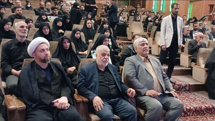 تجلیل از خانواده شهدای «جنگ رمضان» در حرم حضرت عبدالعظیم (ع)