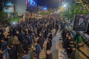 قرائت نماز و دعای استغاثه دسته جمعی مردم سمنان
