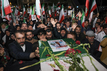 تشییع پیکر مطهر پرستار شهید «حسین عشقی» - مشهد