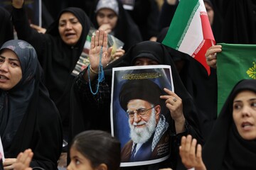 مراسم چهلم امام شهید و گرامیداشت شهدای جنگ رمضان - همدان