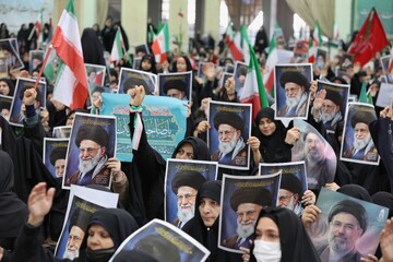 مراسم چهلم امام شهید و گرامیداشت شهدای جنگ رمضان - همدان