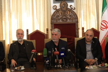 رهبر شهید، پدر معنوی همه ایرانیان بود
