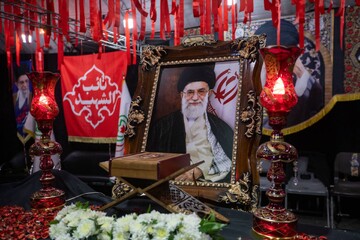 اجتماع جامعه قرآنی ایران همزمان با اربعین امام شهید در میدان ولی‌عصر(عج)