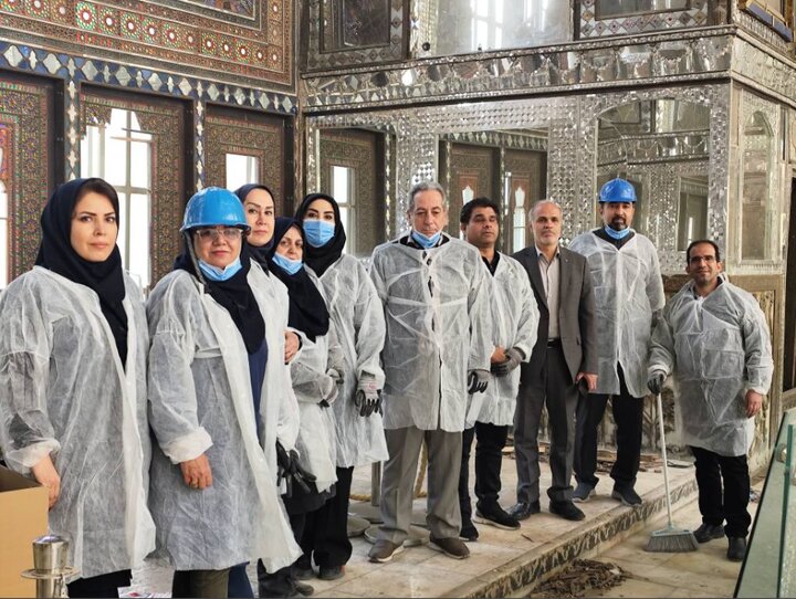 تخت مرمرِ کاخ گلستان حفاظت اضطراری شد