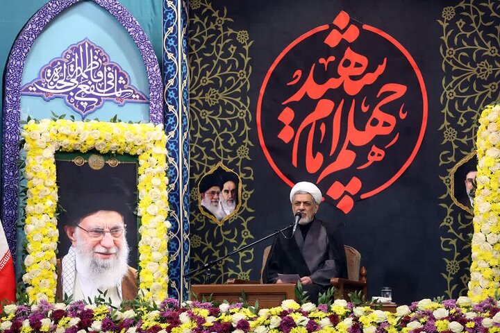 آیین اربعین رهبر شهید در حرم حضرت معصومه(س) برگزار شد