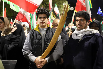 تجمع شبانه شب سی و نهم -کرمانشاه