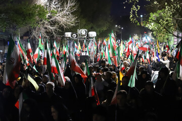 تجمع شبانه شب سی و نهم -کرمانشاه