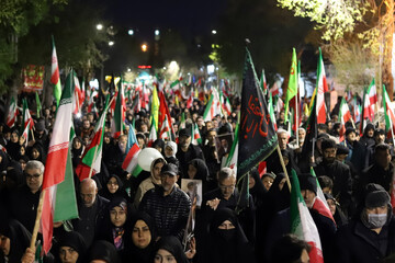 تجمع شبانه شب سی و نهم -کرمانشاه