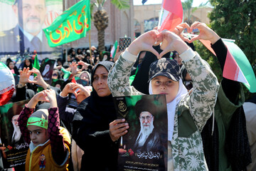 اجتماع بانوان اردبیلی در اربعین رهبر شهید انقلاب