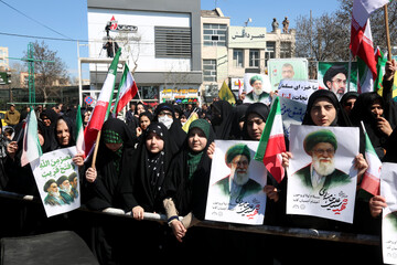 اجتماع بانوان اردبیلی در اربعین رهبر شهید انقلاب