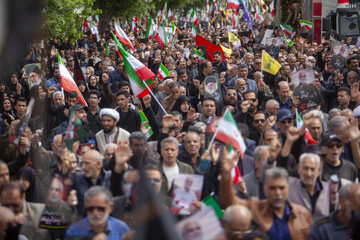 استاد دانشگاه فرهنگیان قزوین: ضلع اصلی قدرت در ایران، ملت آگاه و مسئول هستند